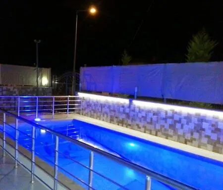 Nda Havuzlu Muhtesem Roma Villa Kusadası