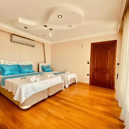 Nda Havuzlu Muhtesem Roma Villa *